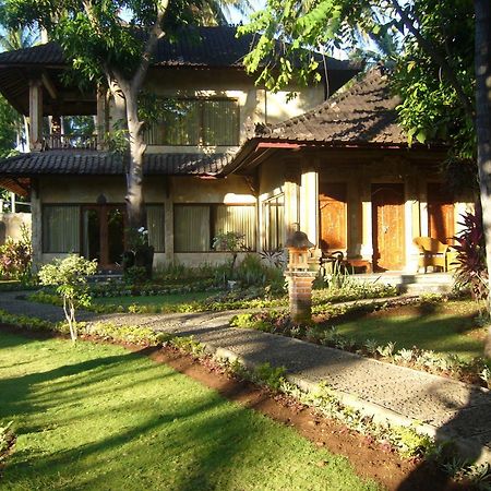 Rambutan Boutique Hotel Lovina Exteriör bild
