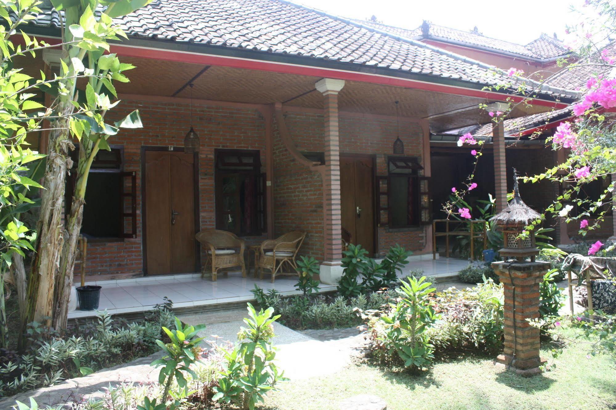 Rambutan Boutique Hotel Lovina Exteriör bild