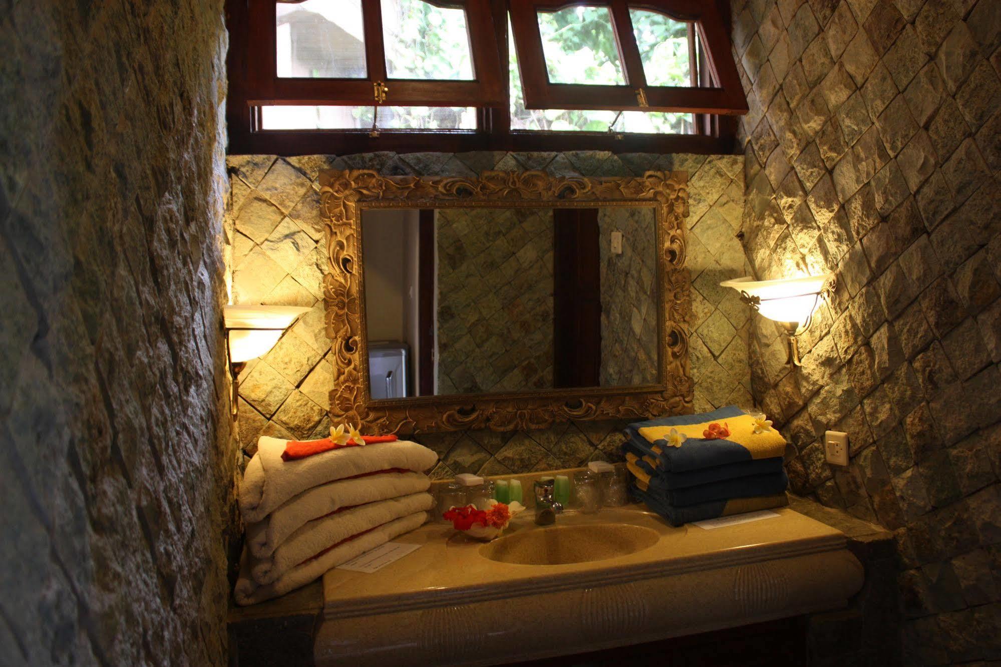 Rambutan Boutique Hotel Lovina Exteriör bild